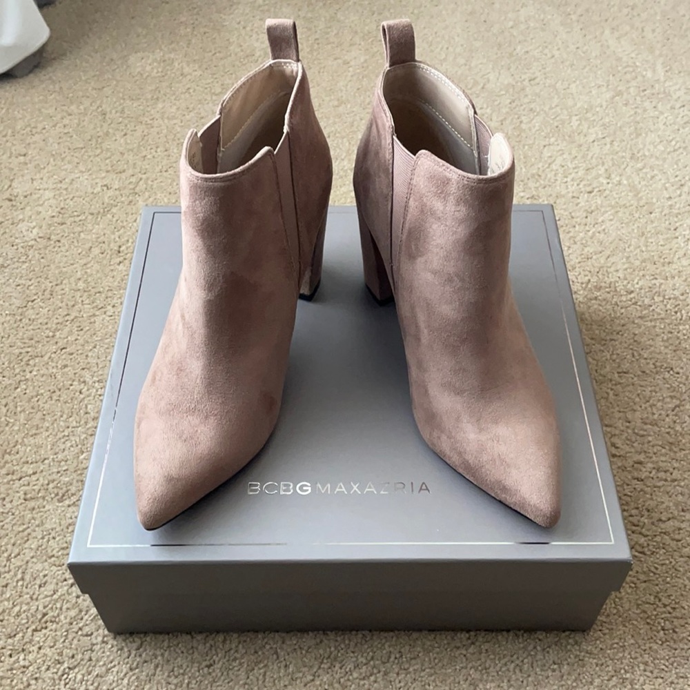 BCBGMAXAZRIA Beige Textile Booties